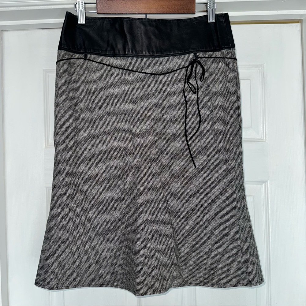 Polli Says Wool Midi Skirt with Genuine Leather Waist Band 4 Gray Black